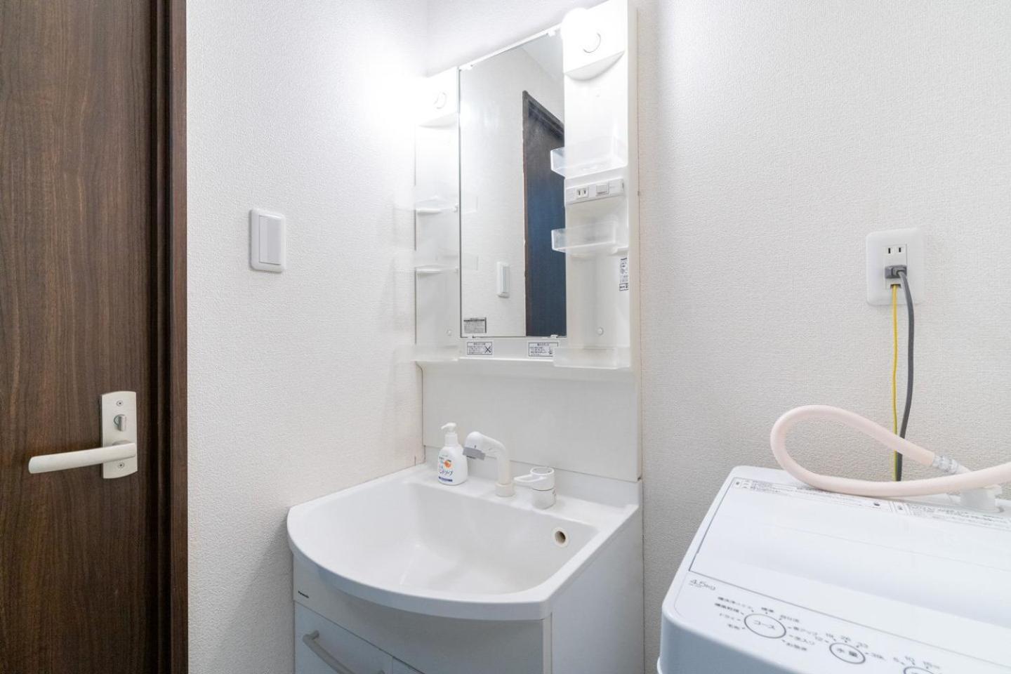 Best Residence Kujo โอซาก้า ภายนอก รูปภาพ
